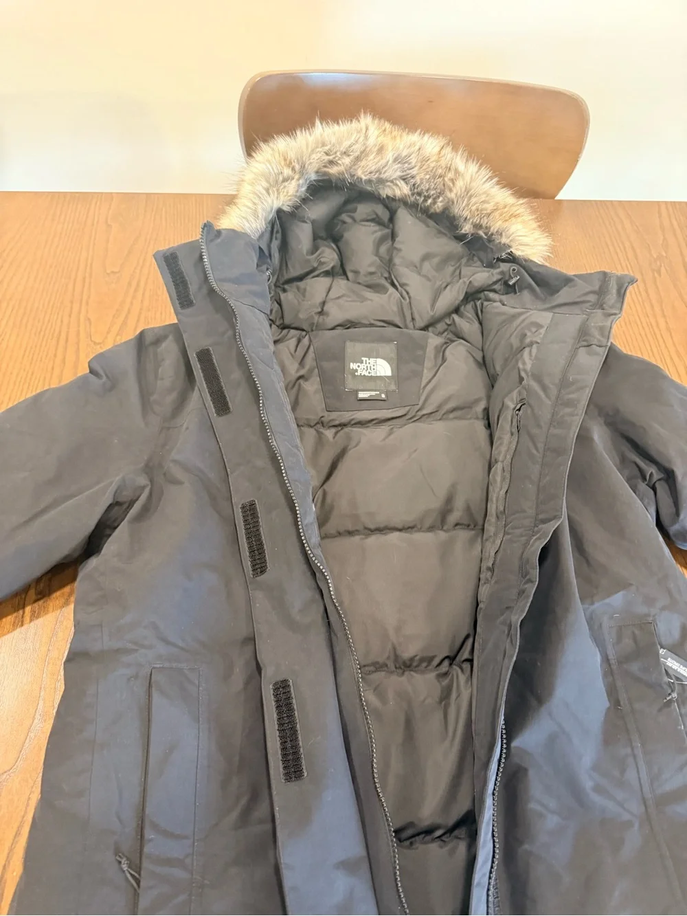 NWT The North Face Women’s Arctic Parka XL TNF Black Faux Fur Hood $350 - Picture 6 of 7